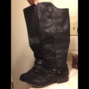 Knee-High Boots 👢